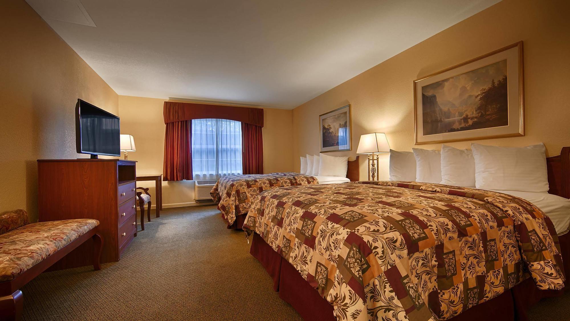 Best Western Cedar Inn & Suites Ейнджълс Кемп Екстериор снимка